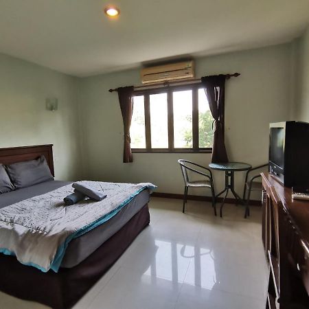 فندق Oyo 616 Bonita House Samui بوفوت المظهر الخارجي الصورة
