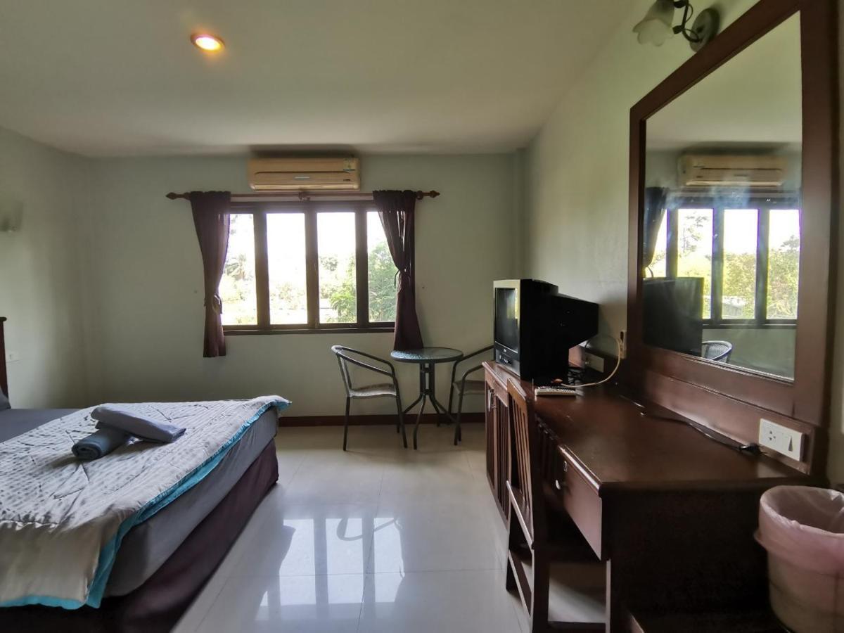 فندق Oyo 616 Bonita House Samui بوفوت المظهر الخارجي الصورة