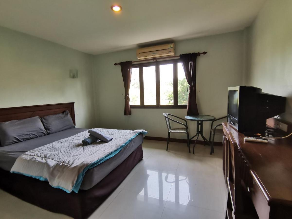 فندق Oyo 616 Bonita House Samui بوفوت المظهر الخارجي الصورة